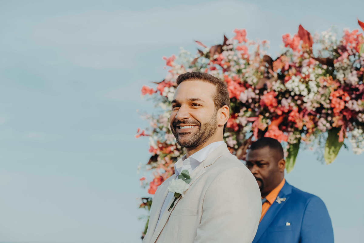 Casamento na Praia em Salvador Bahia - Fotógrafo Thiago Rosarii - Tropicalia Praia Eventos - Destination Wedding Brazil - Fotos de Casamento em Salvador - Farol da Barra 