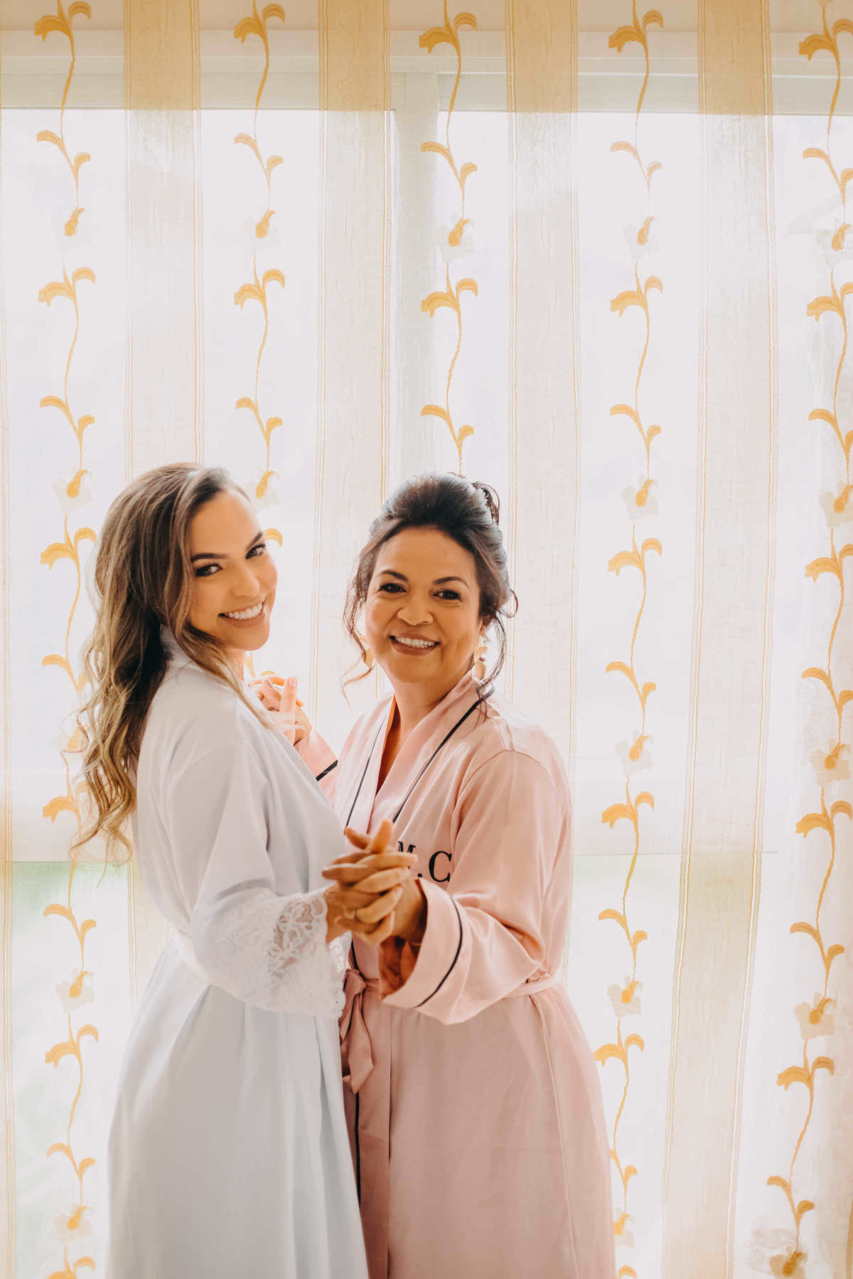 Casamento na Praia em Salvador Bahia - Fotógrafo Thiago Rosarii - Tropicalia Praia Eventos - Destination Wedding Brazil - Fotos de Casamento em Salvador - Farol da Barra 