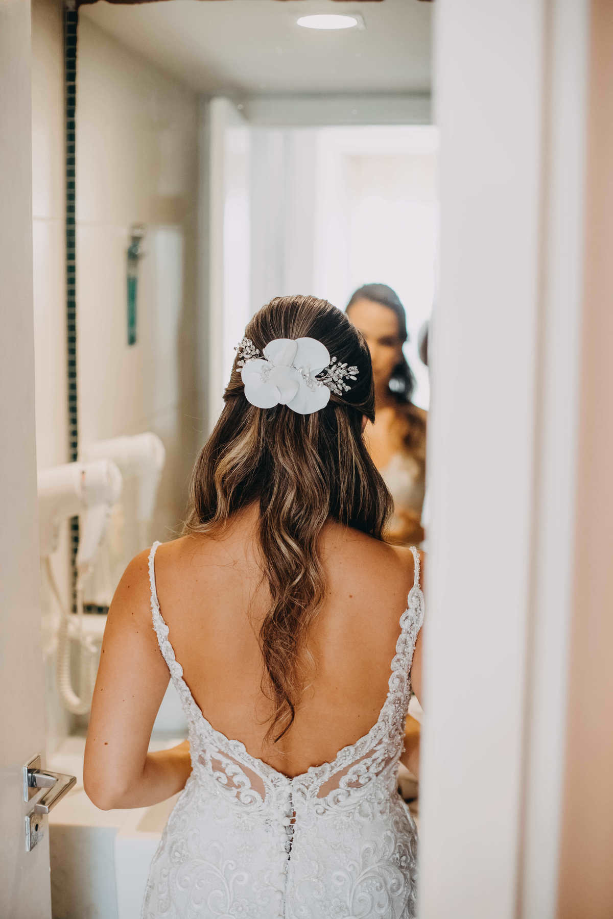 Casamento na Praia em Salvador Bahia - Fotógrafo Thiago Rosarii - Tropicalia Praia Eventos - Destination Wedding Brazil - Fotos de Casamento em Salvador - Farol da Barra 