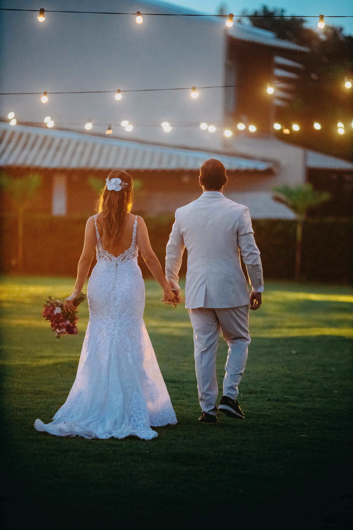 Casamento na Praia em Salvador Bahia - Fotógrafo Thiago Rosarii - Tropicalia Praia Eventos - Destination Wedding Brazil - Fotos de Casamento em Salvador - Farol da Barra 
