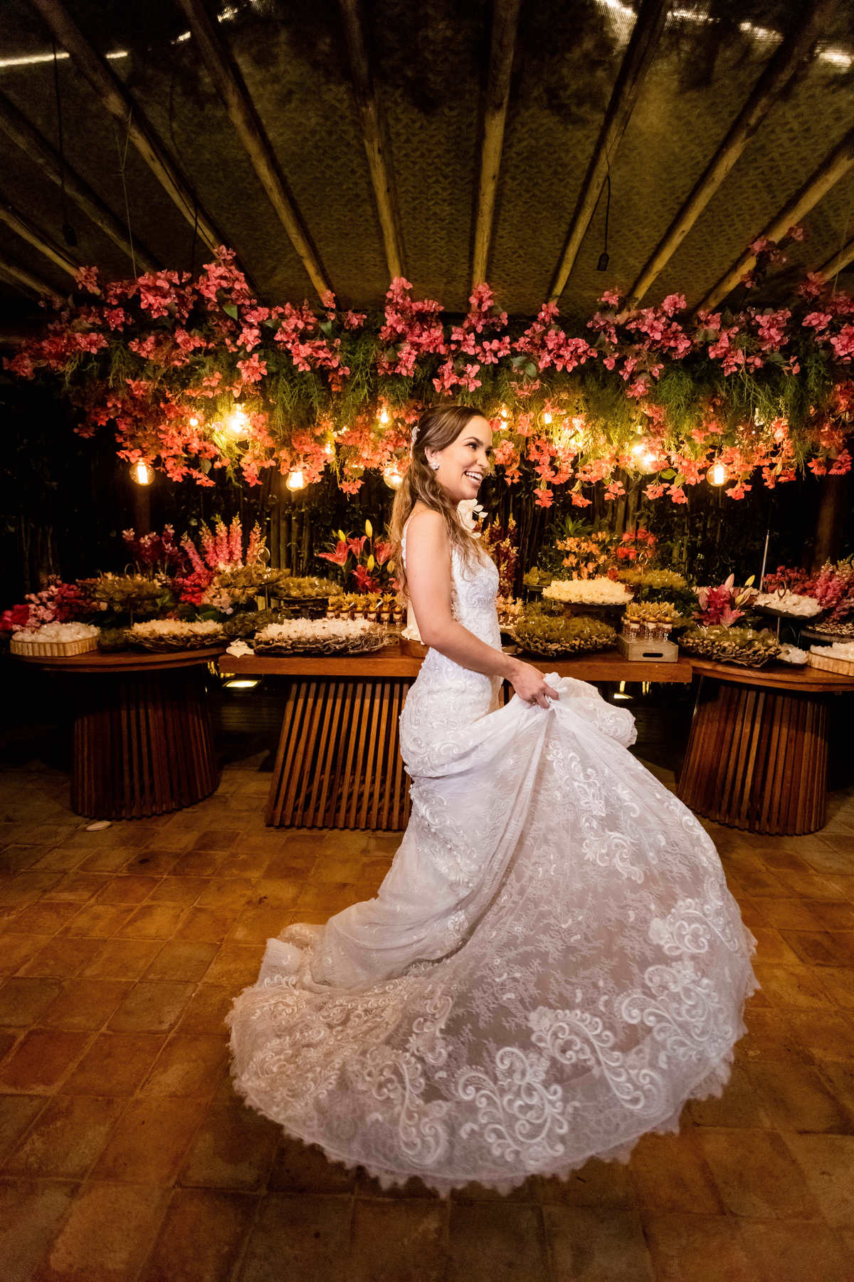 Casamento na Praia em Salvador Bahia - Fotógrafo Thiago Rosarii - Tropicalia Praia Eventos - Destination Wedding Brazil - Fotos de Casamento em Salvador - Farol da Barra 