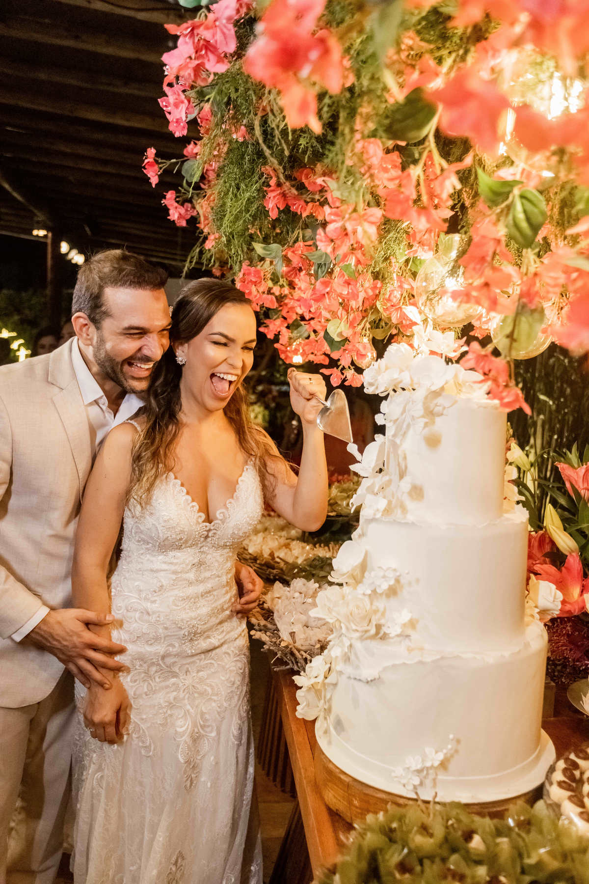 Casamento na Praia em Salvador Bahia - Fotógrafo Thiago Rosarii - Tropicalia Praia Eventos - Destination Wedding Brazil - Fotos de Casamento em Salvador - Farol da Barra 