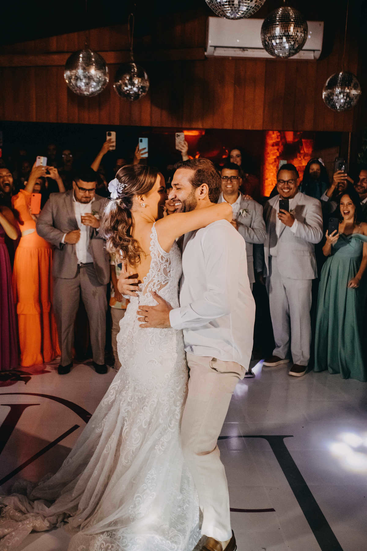 Casamento na Praia em Salvador Bahia - Fotógrafo Thiago Rosarii - Tropicalia Praia Eventos - Destination Wedding Brazil - Fotos de Casamento em Salvador - Farol da Barra 