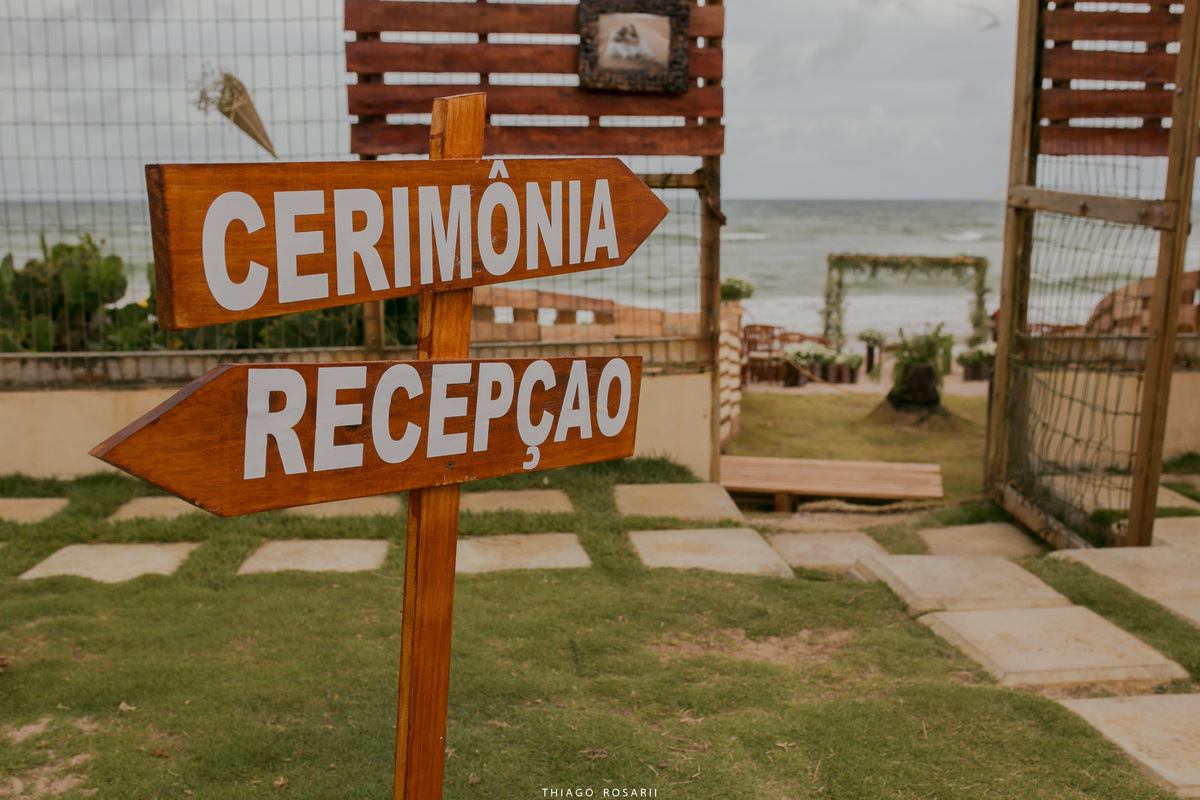 Decoração Rustica casamento na praia Thiago Rosarii