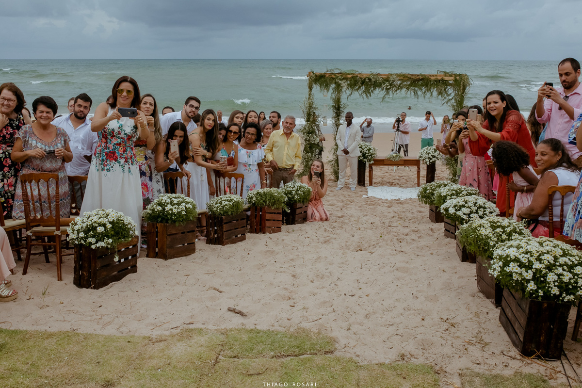 Decoração Rustica casamento na praia Thiago Rosarii