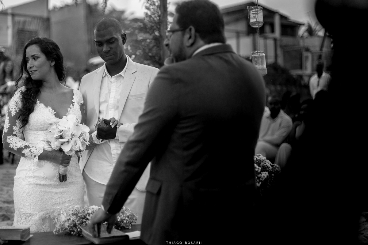 Casamento na praia na chuva, chuveu Thiago Rosarii,
