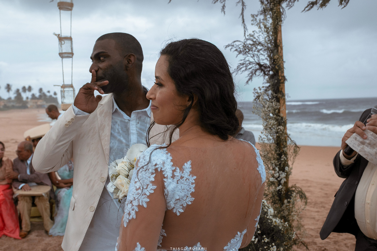Casamento na praia na chuva, chuveu Thiago Rosarii,