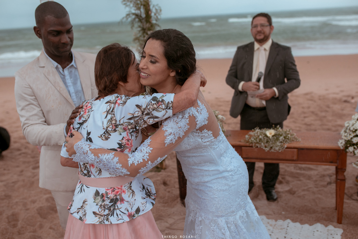 Casamento na praia na chuva, chuveu Thiago Rosarii,