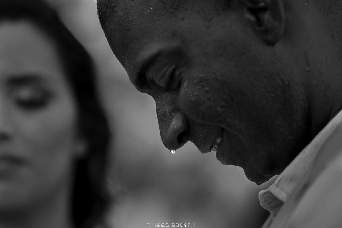 Casamento na praia na chuva, chuveu Thiago Rosarii,