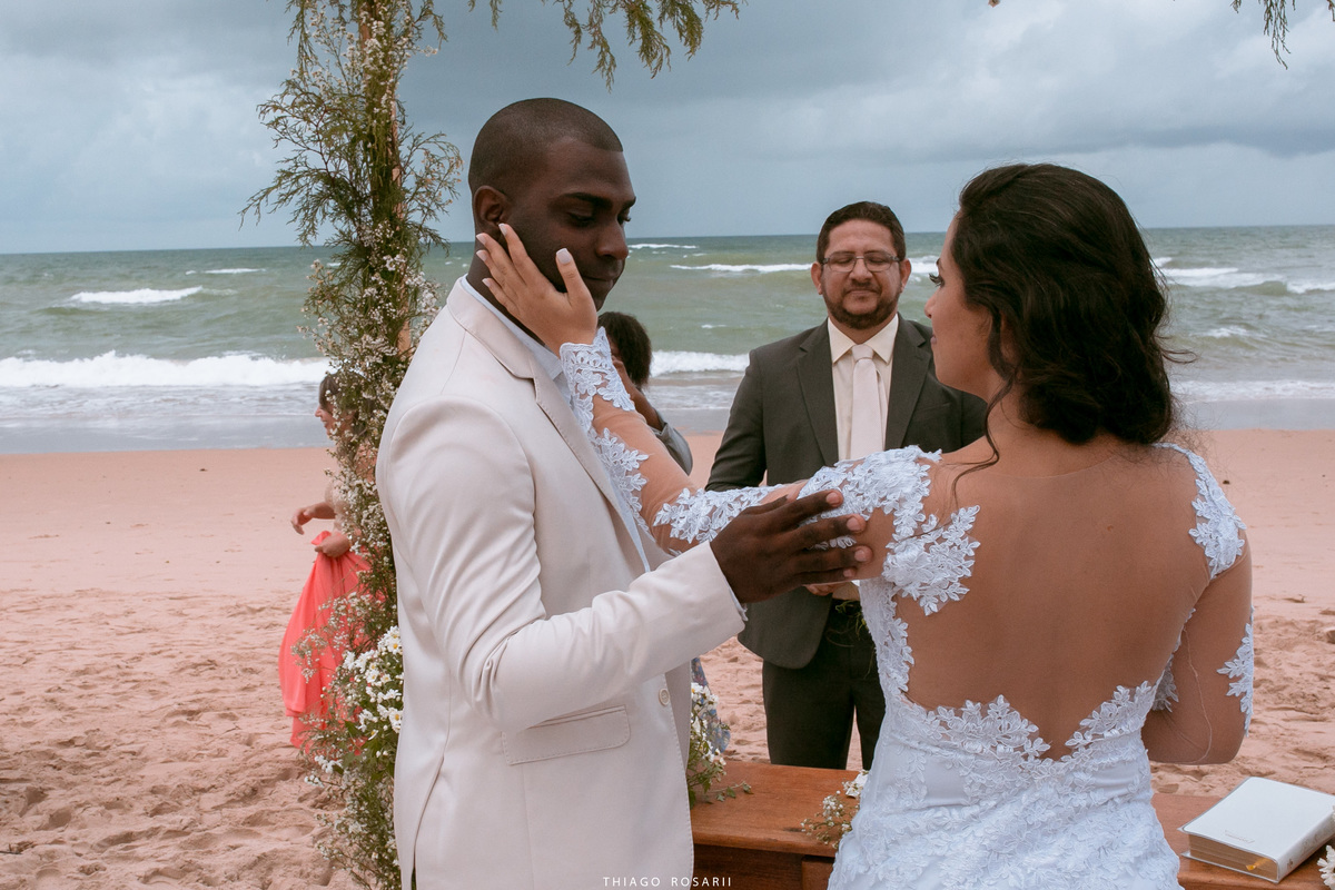 Casamento na praia na chuva, chuveu Thiago Rosarii,