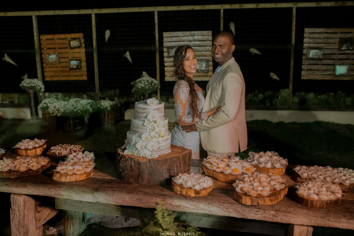 Decoração Rustica casamento na praia Thiago Rosarii