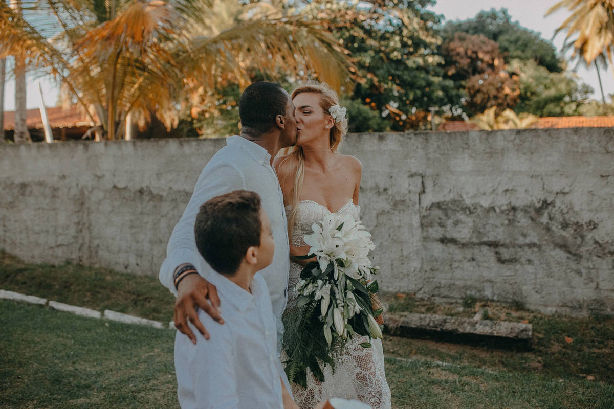 Thiago Rosarii - Fotografo de Casamento na Praia Ilha de Itaparica - Fotografia de Casamento ao ar livre - Noiva - Bahia - Salvador - Portugal - ThiagoRosarii - casamento na praia - casando na praia - ilha de itaparica