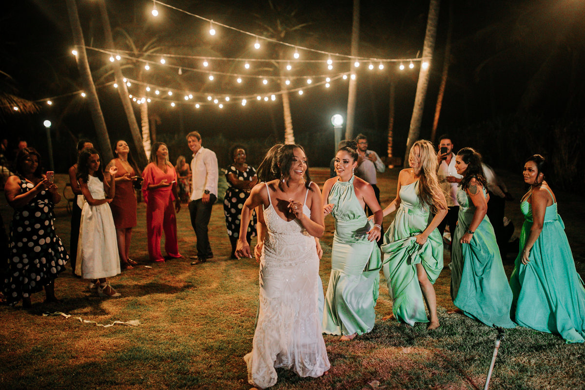 Casamento em Salvador - Thiago Rosarii - Dai e Matthew - Praia de Busca Vida