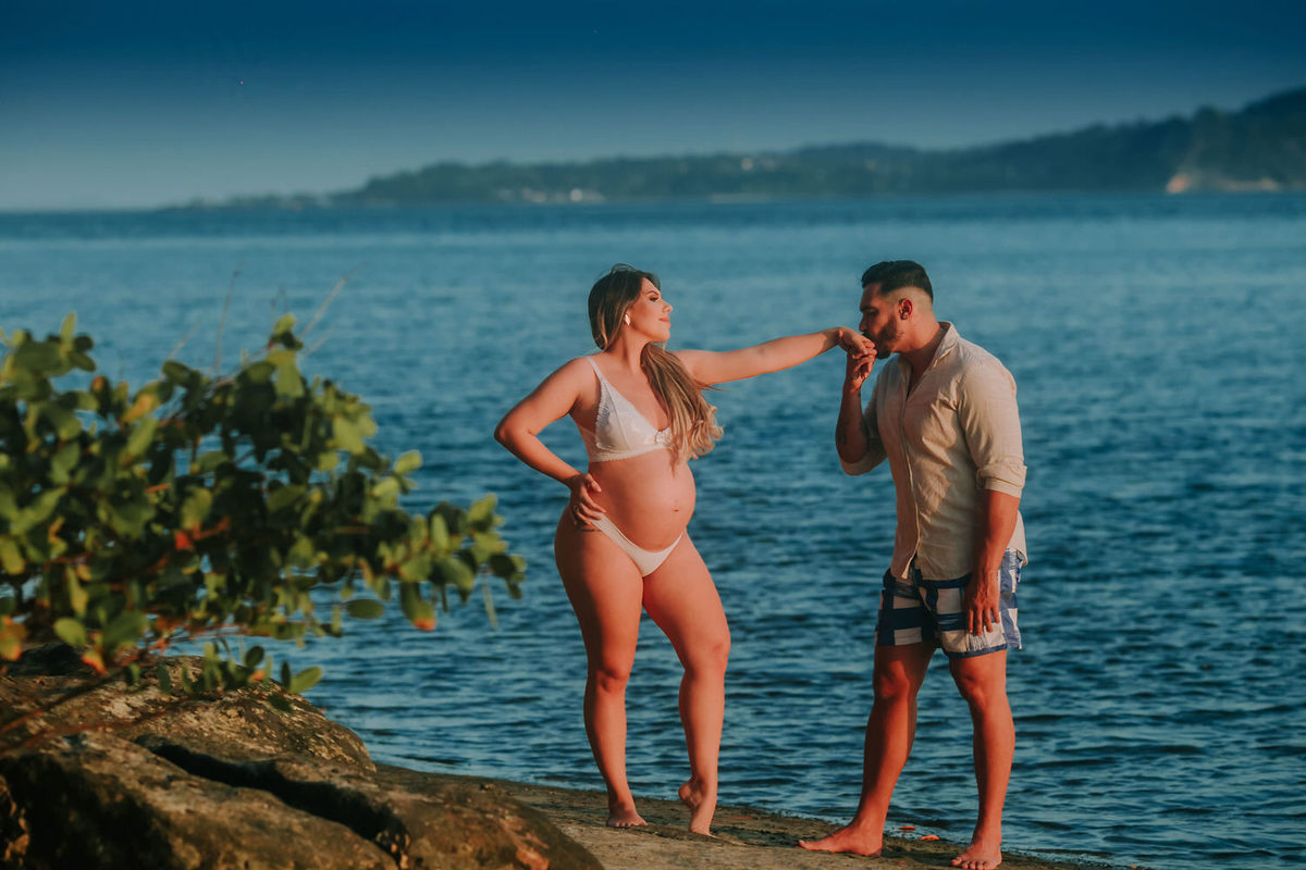 Ensaio de Gestante - Thiago Rosarii - Book de Grávida - Salinas da Margarida - Book de Grávida