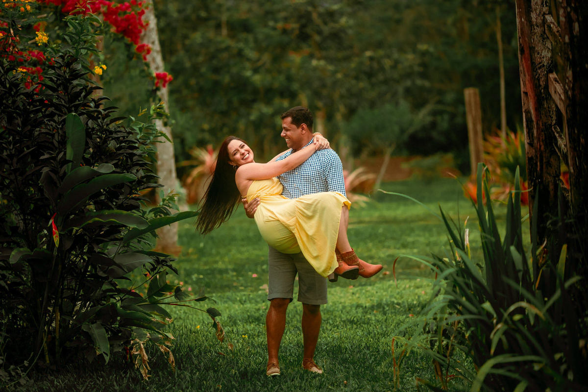 Ensaio de Casal - Thiago Rosarii - Pre-Casamento - Carina e Rafael - Fazenda Canto dos Pássaros - PreWedding - Santo Antônio de Jesus - Fotos na Fazenda de Casal