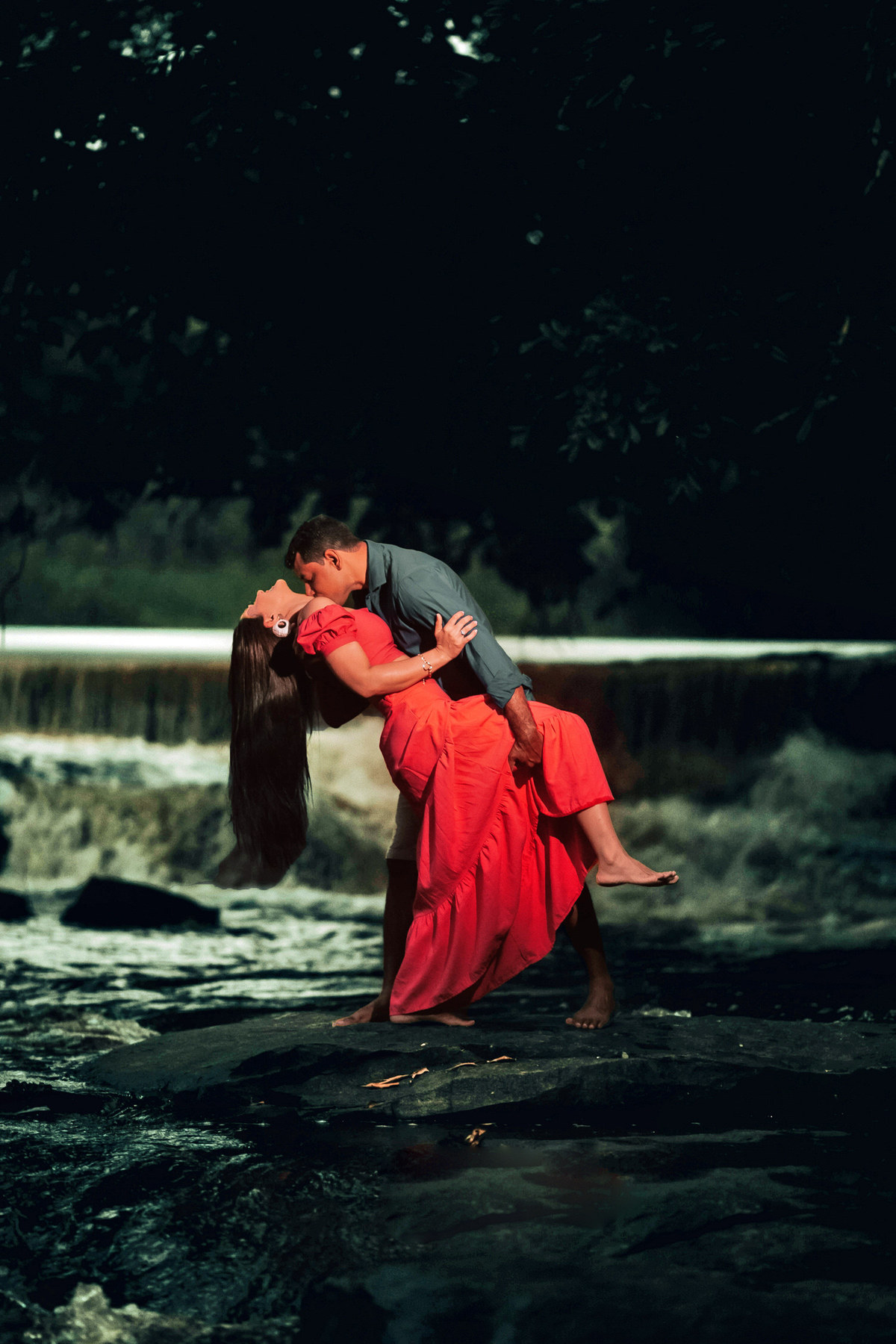 Ensaio de Casal - Thiago Rosarii - Pre-Casamento - Carina e Rafael - Fazenda Canto dos Pássaros - PreWedding - Santo Antônio de Jesus - Fotos na Fazenda de Casal