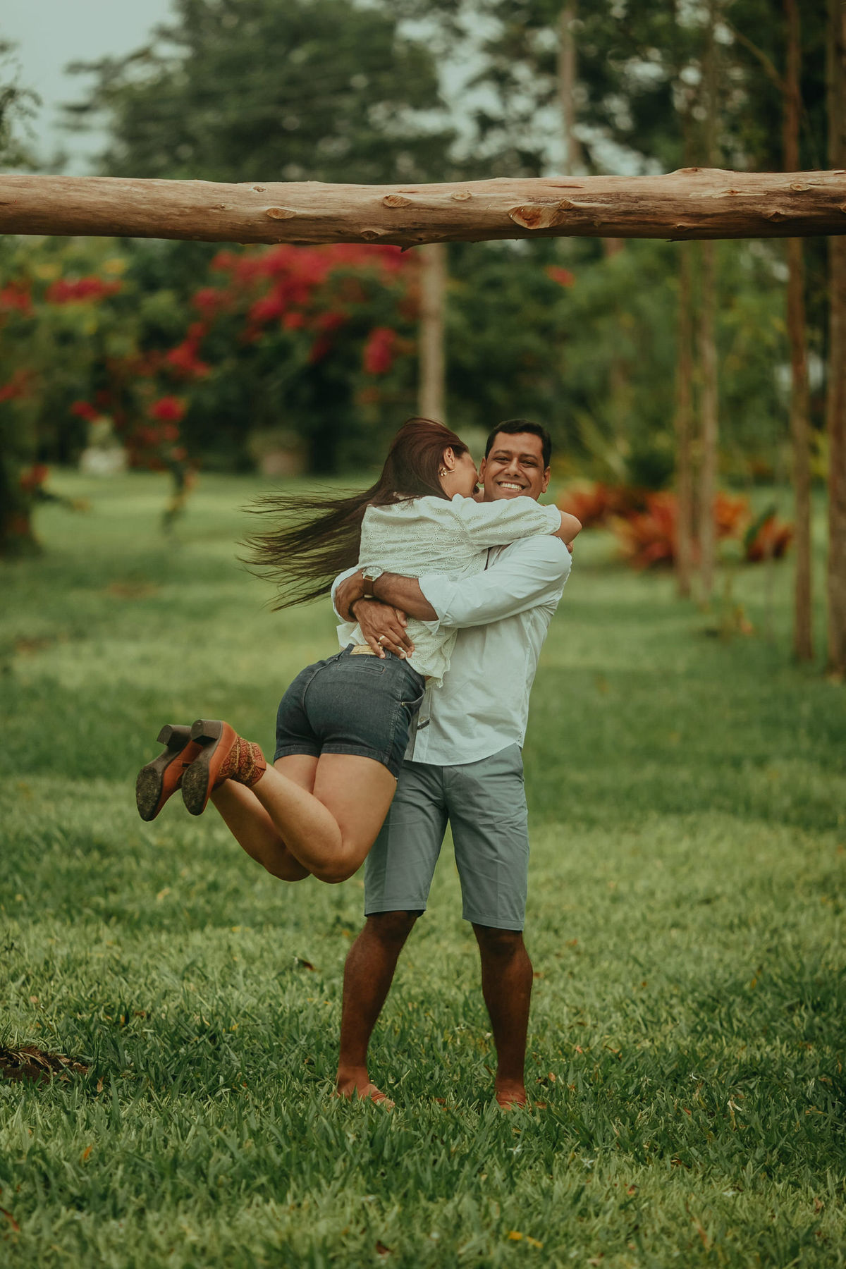 Ensaio de Casal - Thiago Rosarii - Pre-Casamento - Carina e Rafael - Fazenda Canto dos Pássaros - PreWedding - Santo Antônio de Jesus - Fotos na Fazenda de Casal