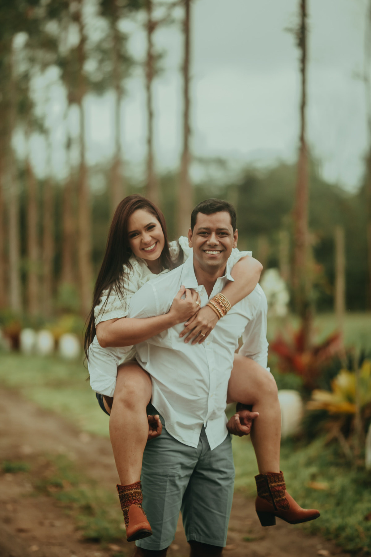 Ensaio de Casal - Thiago Rosarii - Pre-Casamento - Carina e Rafael - Fazenda Canto dos Pássaros - PreWedding - Santo Antônio de Jesus - Fotos na Fazenda de Casal