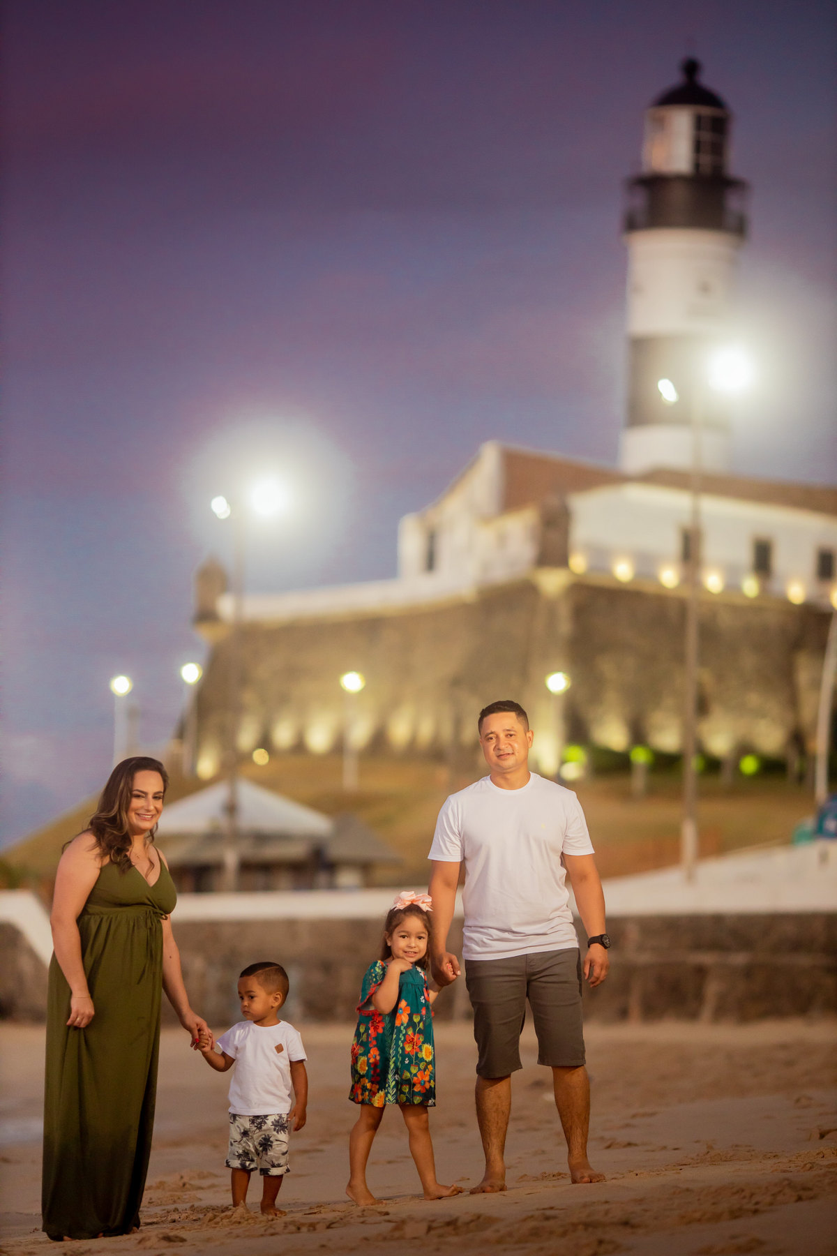 Ensaio no Pelourinho - Fotos - Centro Histórico de Salvador - Ensaio de Família - Thiago Rosarii - Fotos no Farol da Barra, - Família Farol da Barra - Amanhecer na Barra - Thiago Rosarii