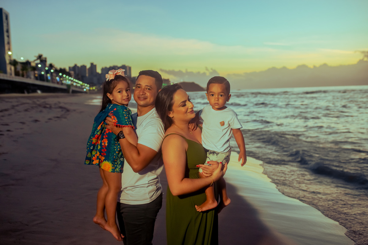 Ensaio no Pelourinho - Fotos - Centro Histórico de Salvador - Ensaio de Família - Thiago Rosarii - Fotos no Farol da Barra, - Família Farol da Barra - Amanhecer na Barra - Thiago Rosarii