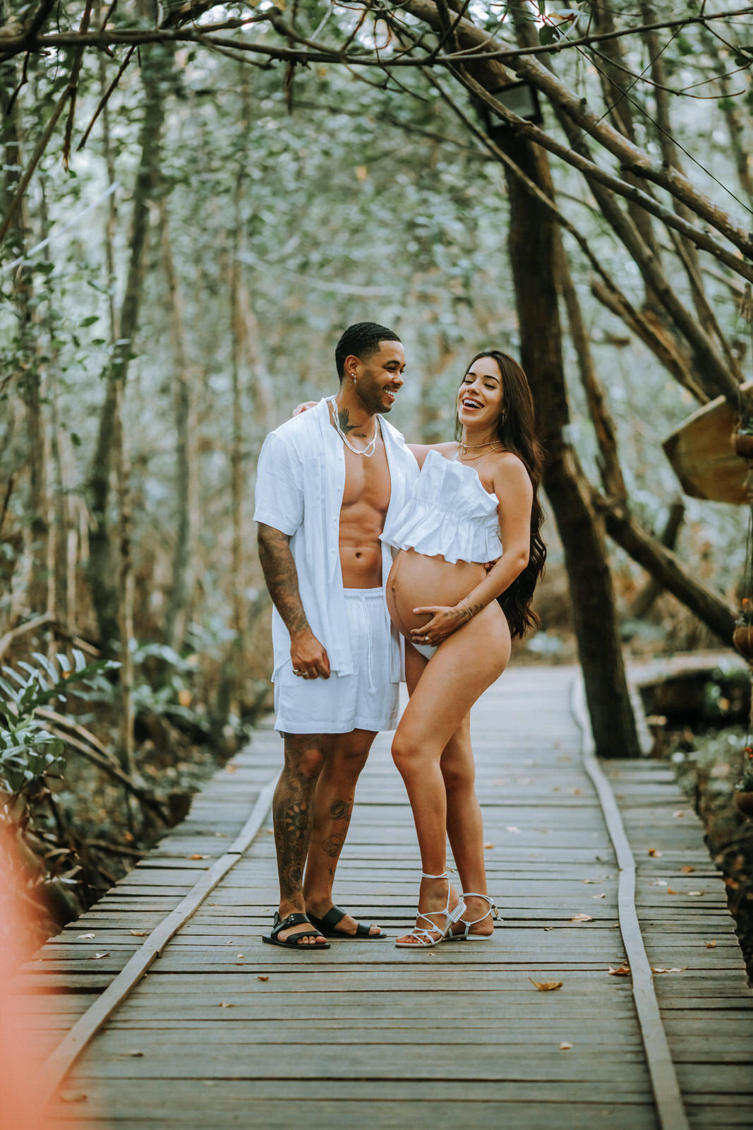 Thiago Rosarii - Vinny Nogueira - Micaele Nunes - Fotografia de Gestante - Itacimirim - Restaurante Manguezal - Praia -