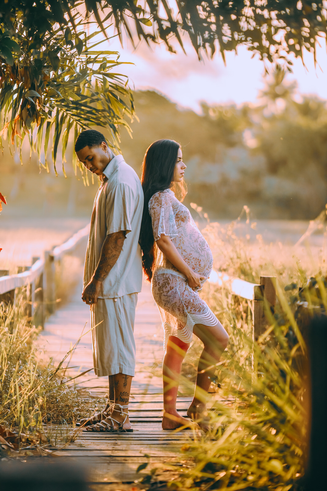 Thiago Rosarii - Vinny Nogueira - Micaele Nunes - Fotografia de Gestante - Itacimirim - Restaurante Manguezal - Praia -