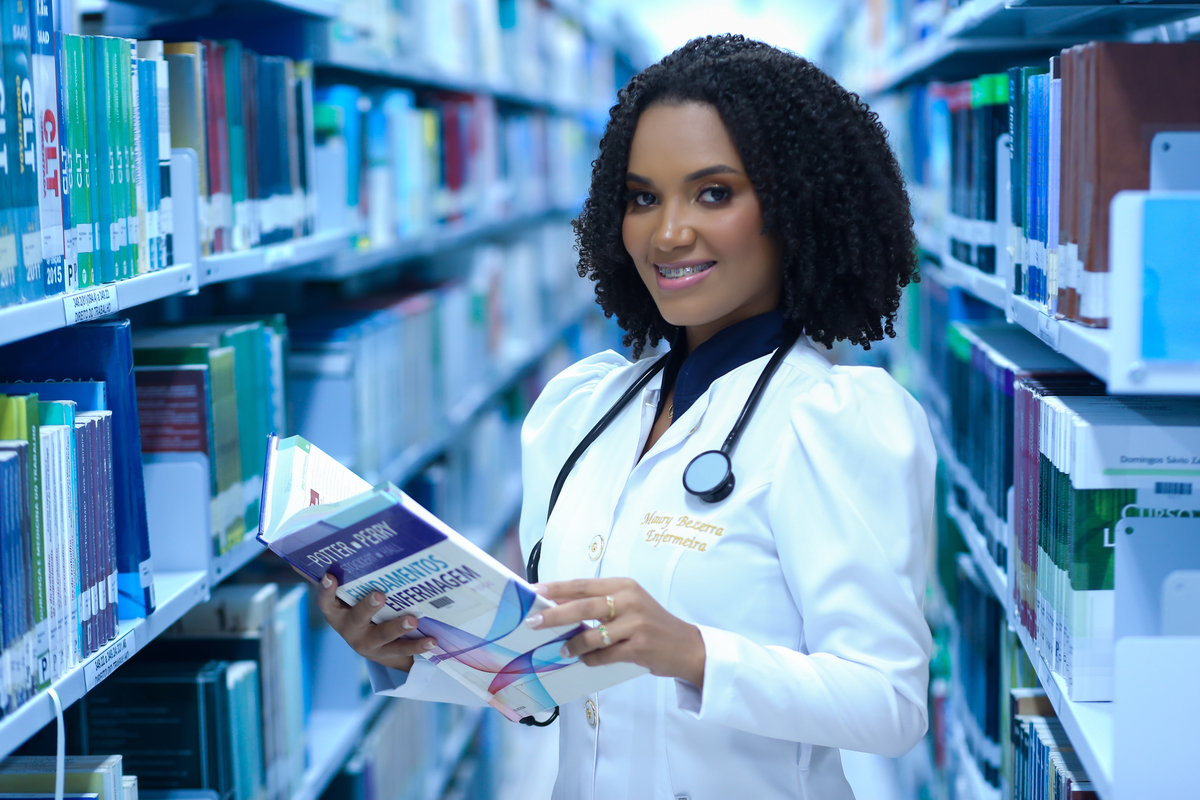 Maury Bezerra - Enfermagem CEST