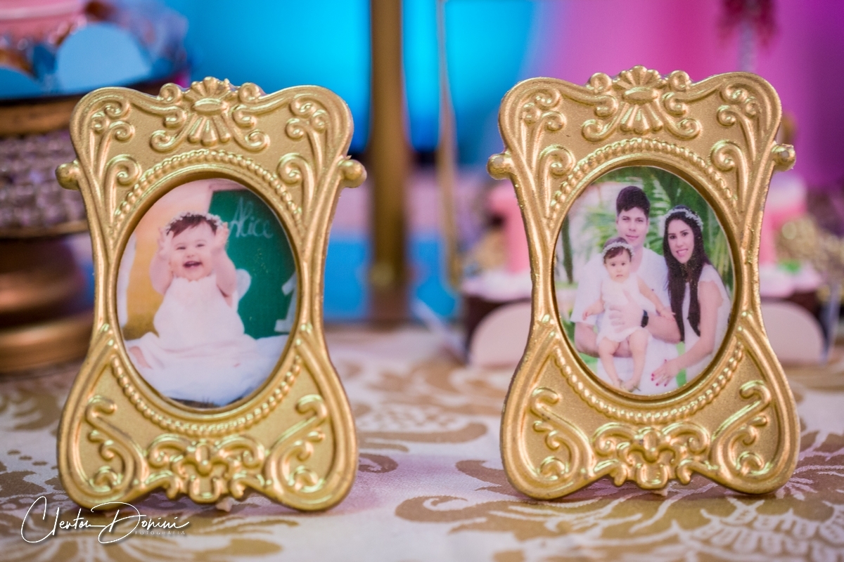 PORTAS RETRATOS  DE ANIVERSÁRIO DE UM ANO 