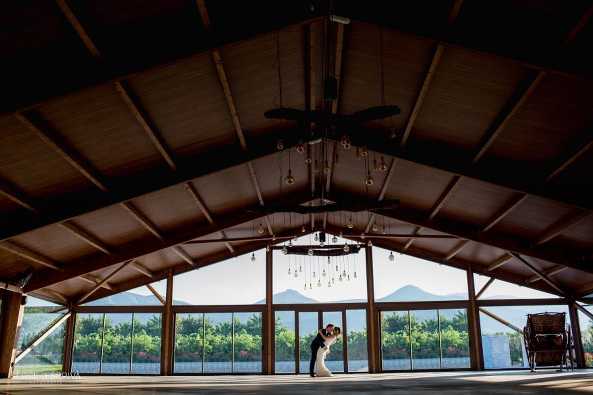 Fotos originales de Postboda. Luis y Anna en Casa Benigalip