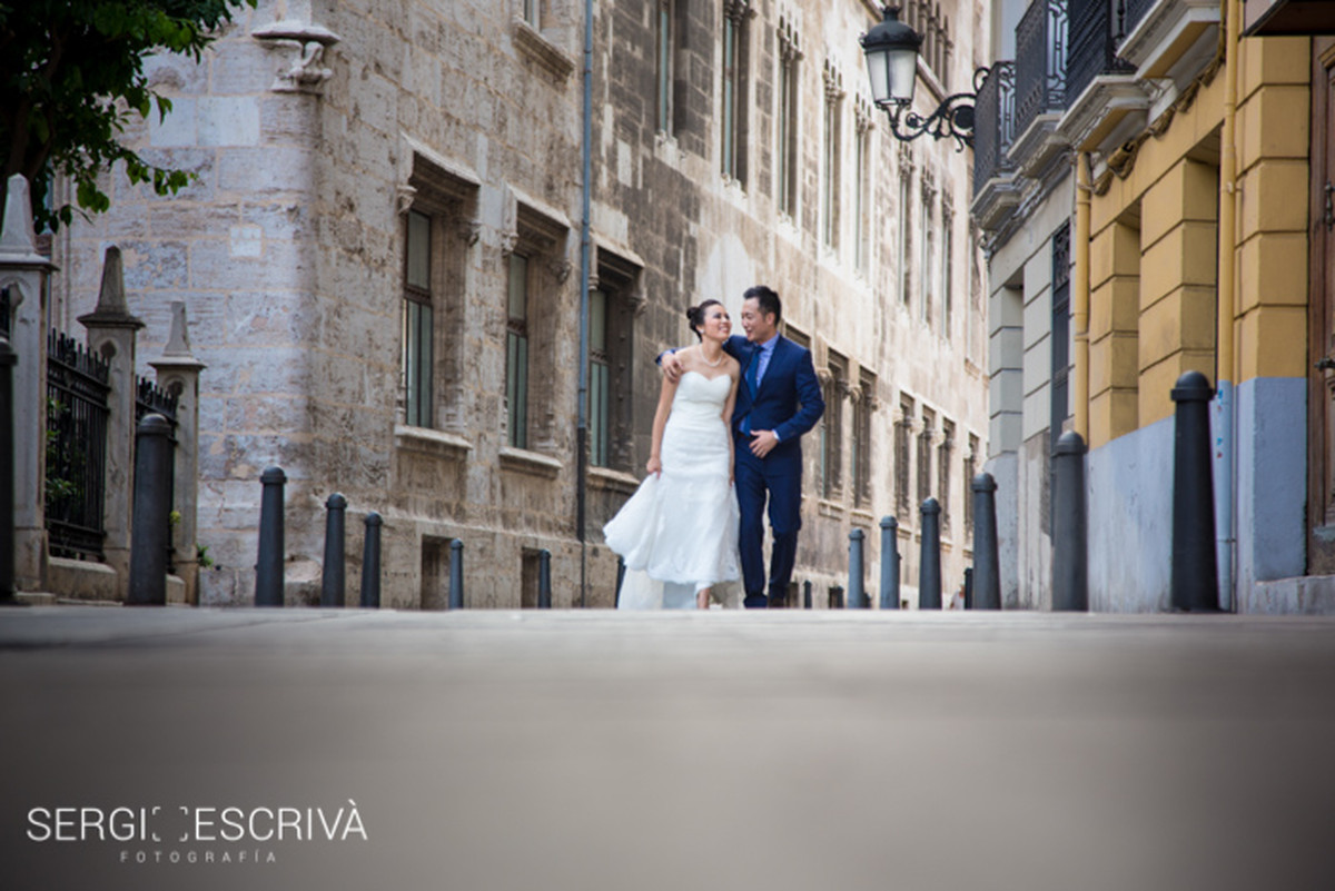 Elisha + Ayako. Desde Tokio con Amor. Un postboda en Valencia.