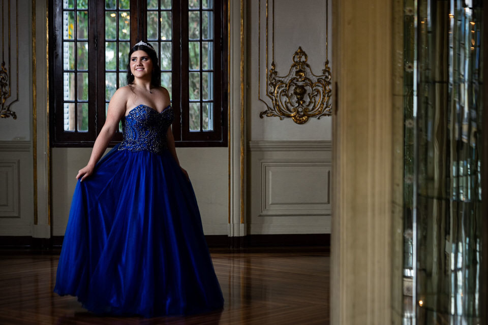 fotografia 15 anos da debutante Julia no Palácio dos Cedros, fotógrafo de 15 anos em SP
