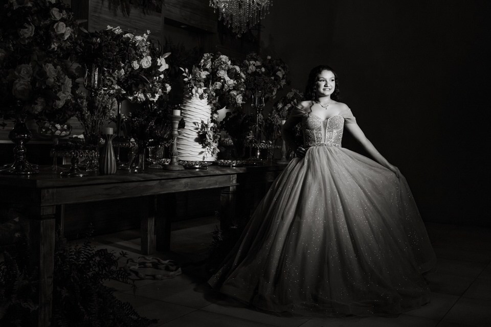 Buffet Casa Bertolazzi Vila Romana: um cenário de luxo para fotos de 15 anos.