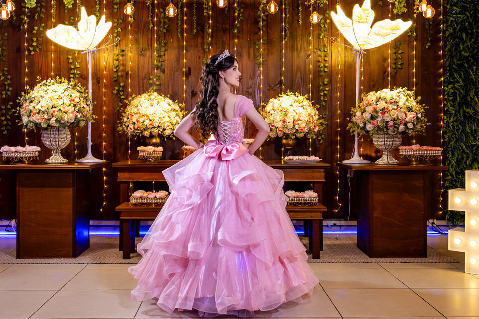 festa de 15 anos da debutante Bia no Espaço Gardênia, fotógrafo de festa de 15 anos John Edgard em SP