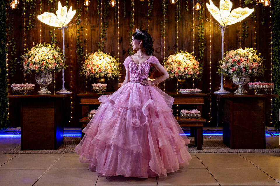 festa de 15 anos da debutante Bia no Espaço Gardênia, fotógrafo de festa de 15 anos John Edgard em SP