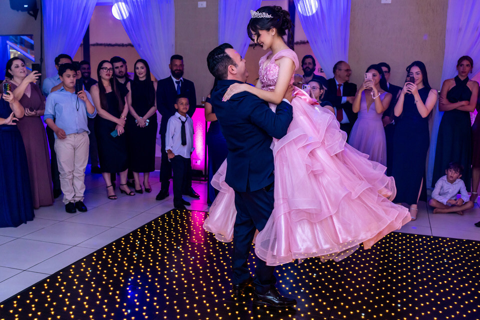 Celebrando a transição com elegância e alegria no coração de São Paulo.