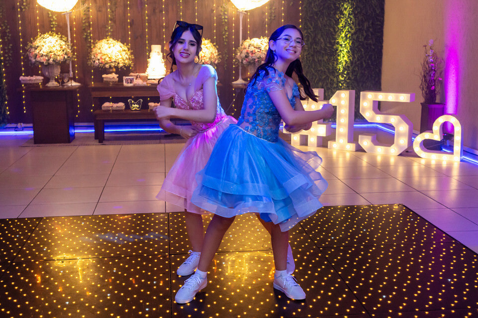 Seu sonho merece o melhor registro. Conte com a JOHN EDGARD FOTOGRAFIA.