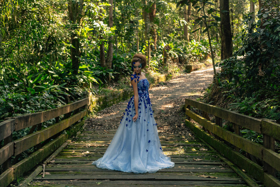 Ensaio fotográfico da debutante Isabella no Parque do Carmo, fotógrafo de debutante John Edgard em São Paulo, para a sua festa de 15 anos
