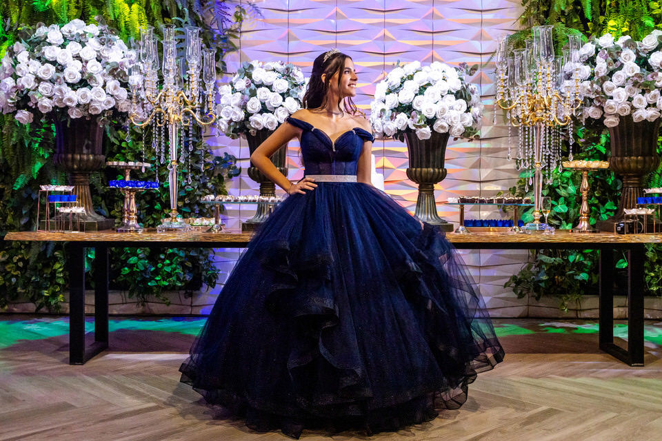 fotos de 15 anos das debutantes Luiza e Carol no Espaço Illumina na zona norte de São Paulo, fotógrafo de debutantes em São Paulo John Edgard