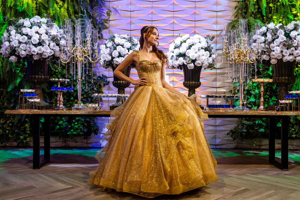 fotos de 15 anos das debutantes Luiza e Carol no Espaço Illumina na zona norte de São Paulo, fotógrafo de debutantes em São Paulo John Edgard