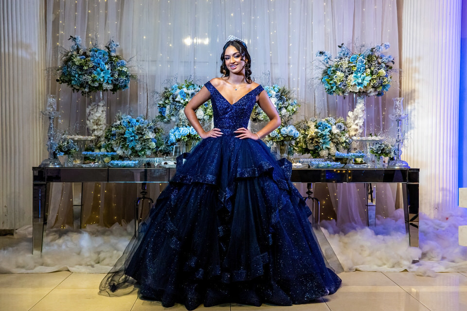 festa de 15 anos da debutante Ana Clara no Buffet Família Gioielli, no Jardim Anália Franco em São Paulo, fotógrafo John Edgard especialista em fotografia de festa de 15 anos em São Paulo - SP