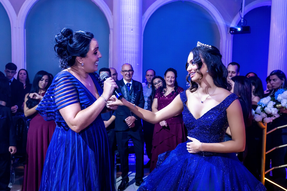 festa de 15 anos da debutante Ana Clara no Buffet Família Gioielli, no Jardim Anália Franco em São Paulo, fotógrafo John Edgard especialista em fotografia de festa de 15 anos em São Paulo - SP