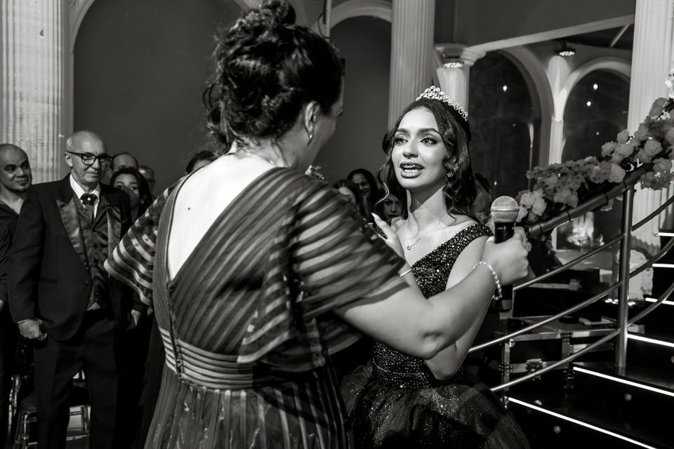 festa de 15 anos da debutante Ana Clara no Buffet Família Gioielli, no Jardim Anália Franco em São Paulo, fotógrafo John Edgard especialista em fotografia de festa de 15 anos em São Paulo - SP