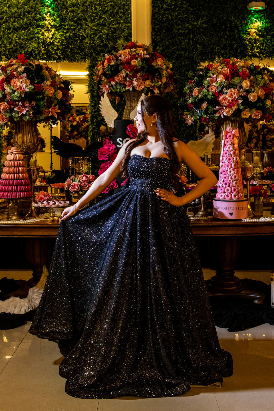 Fotografia de festa de 15 anos da debutante Sophia no Buffet América no Tatuapé, fotógrafo de debutante no Tatuapé, John Edgard