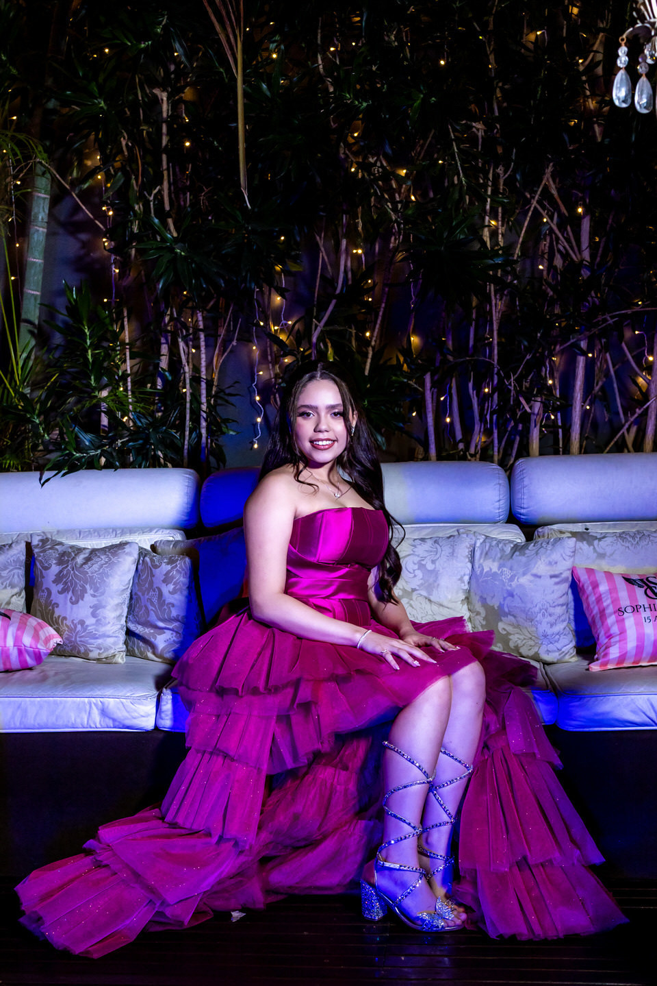 Fotografia de festa de 15 anos da debutante Sophia no Buffet América no Tatuapé, fotógrafo de debutante no Tatuapé, John Edgard