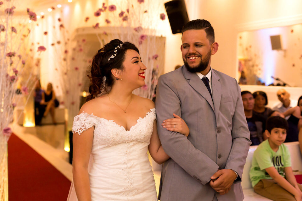 casamento da noiva Carol com o noivo Rudy no Buffet Laços de Amor, Tatuapé São Paulo