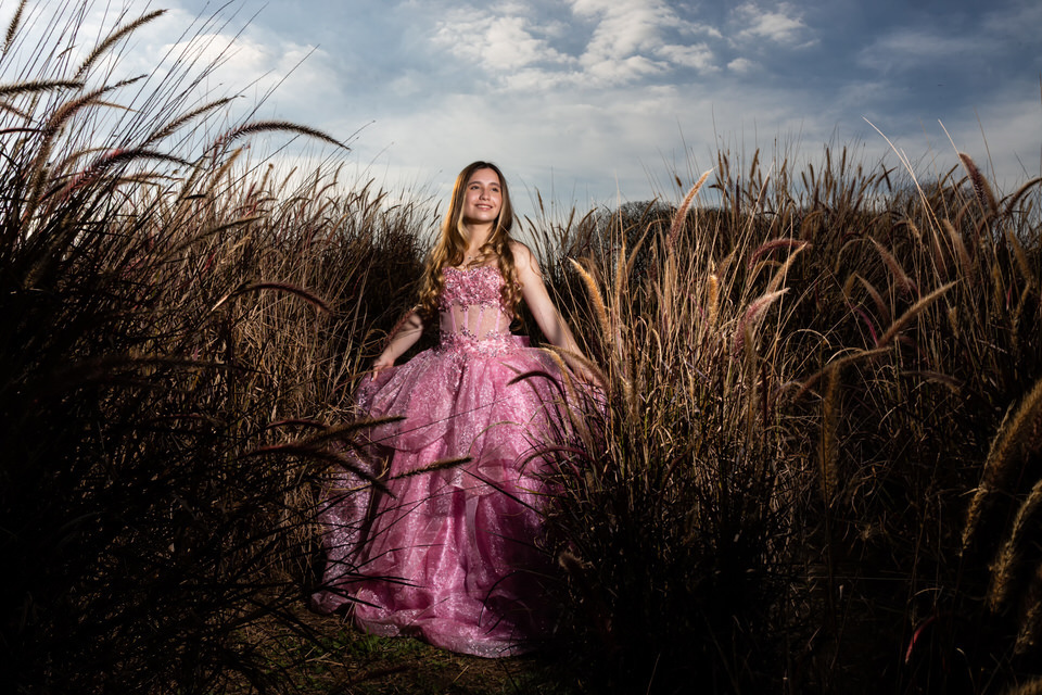 Ensaio de debutante Bárbara em Holambra Cidade das Flores - SP, fotógrafo de debutante em Holambra John Edgard