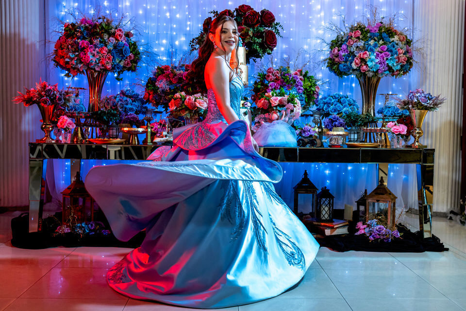 Festa de 15 anos no Buffet Família Gioielli com o fotógrafo de debutante no Jardim Anália Franco, especialista como fotógrafo de festa de 15 anos em São Paulo.