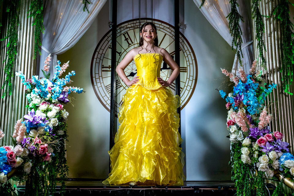 Festa de 15 anos no Buffet Família Gioielli com o fotógrafo de debutante no Jardim Anália Franco, especialista como fotógrafo de festa de 15 anos em São Paulo.