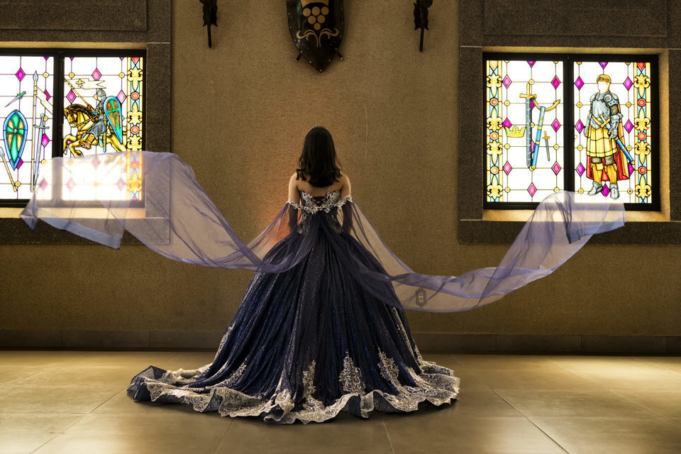 Ensaio fotográfico de debutante nos Castelo dos Vinhais, Fotografia profissional de ensaio de 15 anos, por fotógrafo de debutante em Vinhedo, SP.