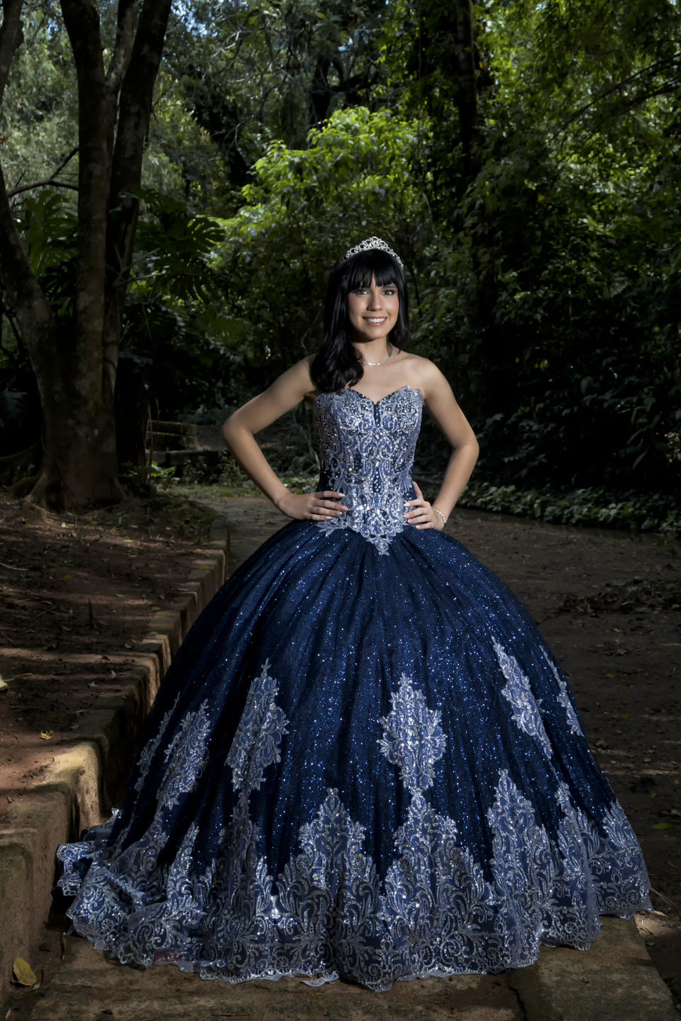 Ensaio fotográfico de debutante nos Castelo dos Vinhais, Fotografia profissional de ensaio de 15 anos, por fotógrafo de debutante em Vinhedo, SP.